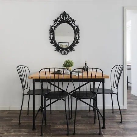 Plum Guide - Birch Branch Apartment *